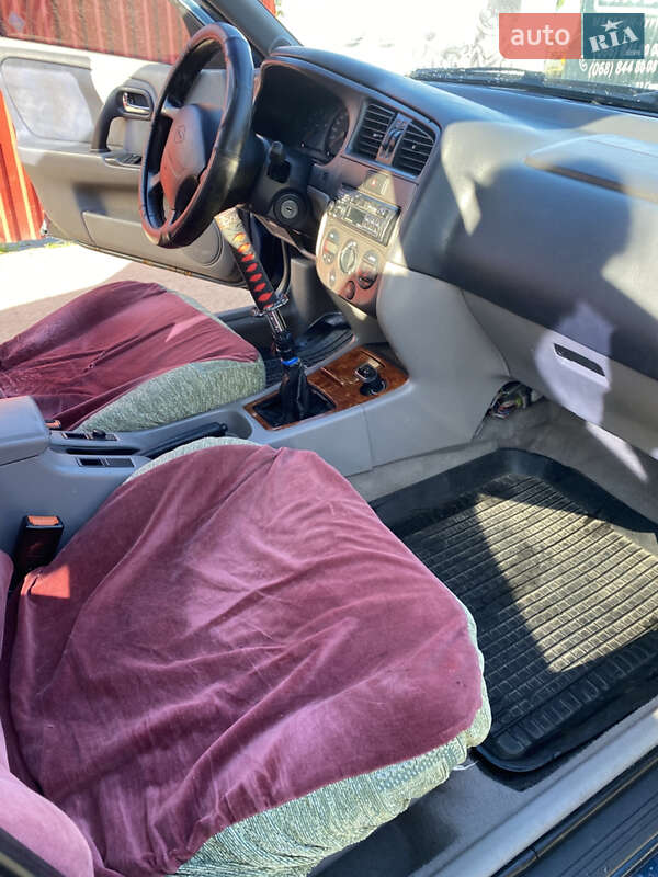 Универсал Nissan Primera 2000 в Бродах