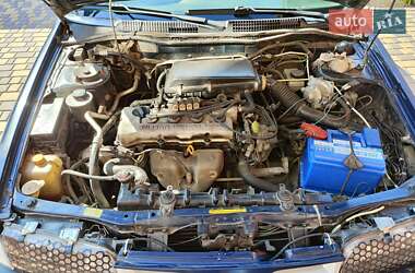Седан Nissan Primera 1993 в 