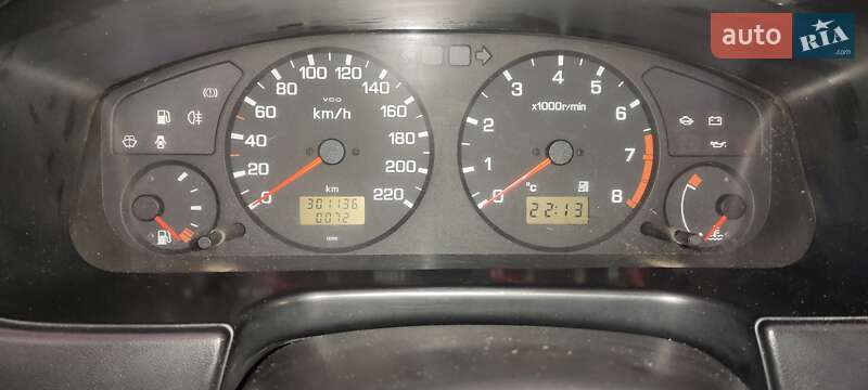 Седан Nissan Primera 1996 в Сокале