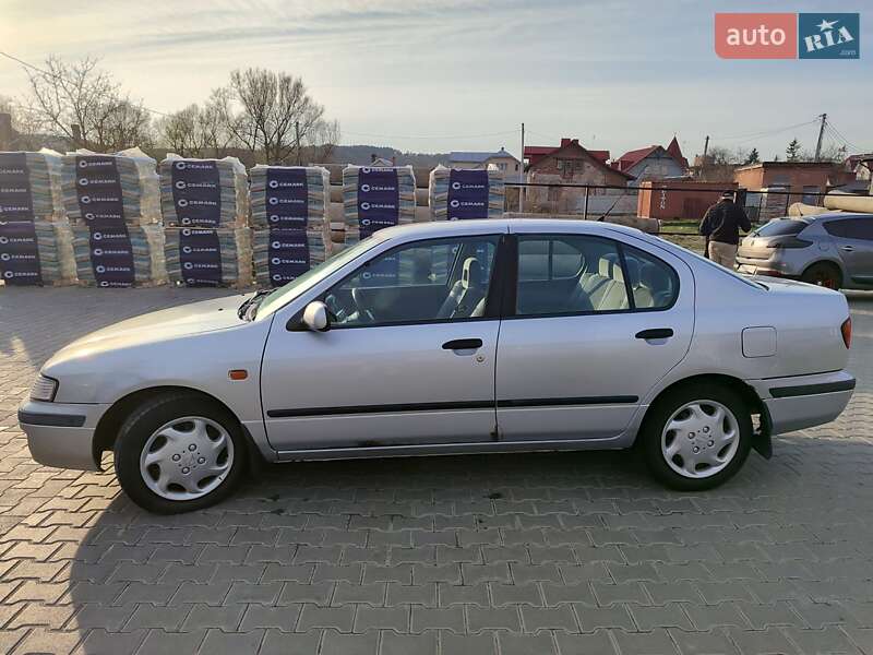 Седан Nissan Primera 1999 в Теребовле