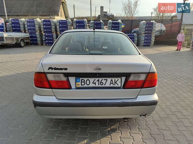Седан Nissan Primera 1999 в Теребовле