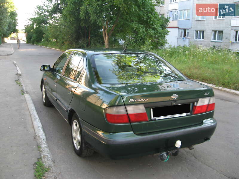 Седан Nissan Primera 1996 в Сокале