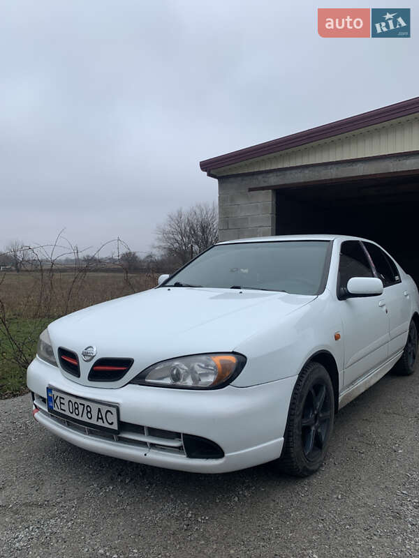 Nissan Primera 2001