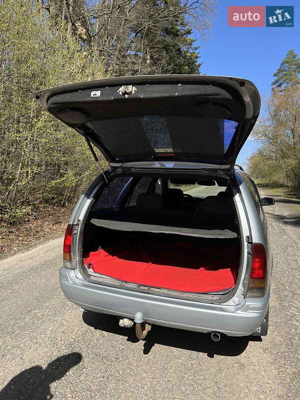 Универсал Nissan Primera 1992 в Самборе