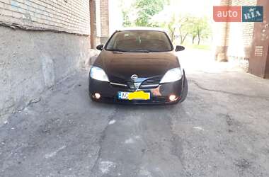 Седан Nissan Primera 2004 в Нововолынске