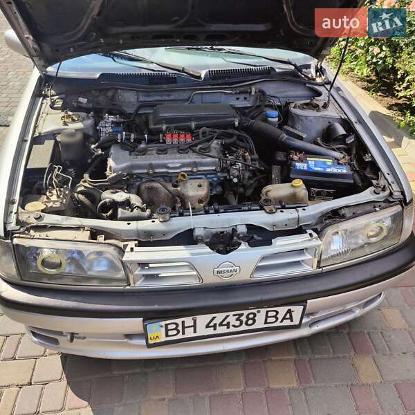 Лифтбек Nissan Primera 1995 в Одессе