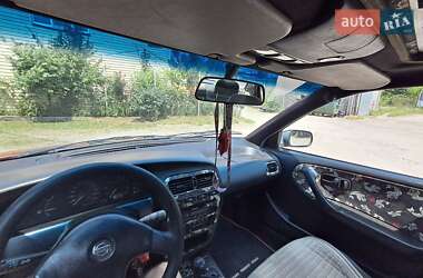 Хэтчбек Nissan Primera 1991 в 