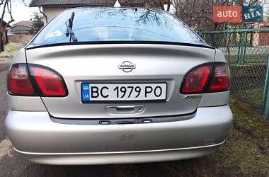 Лифтбек Nissan Primera 2000 в 