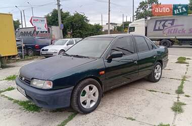 Седан Nissan Primera 1997 в Черновцах