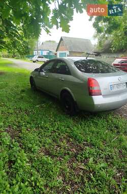 Седан Nissan Primera 2003 в Светловодске