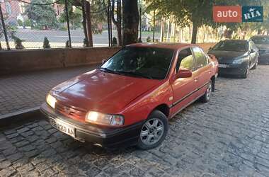 Седан Nissan Primera 1995 в Черновцах