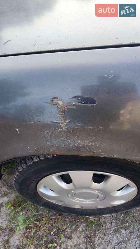 Седан Nissan Primera 1994 в Хмельницькому