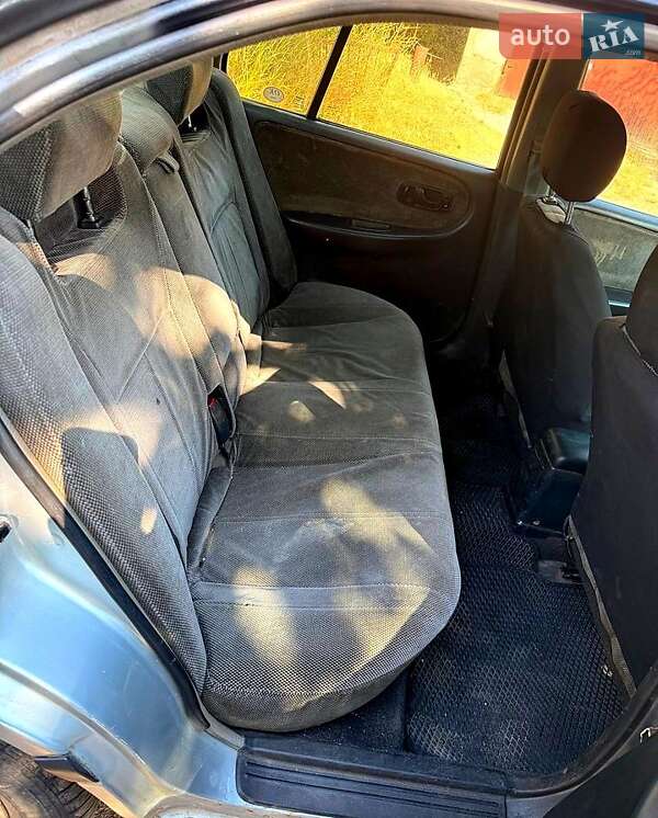 Седан Nissan Primera 1991 в Одесі