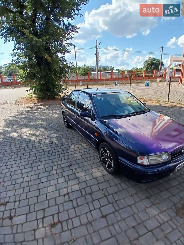 Nissan Primera 1995