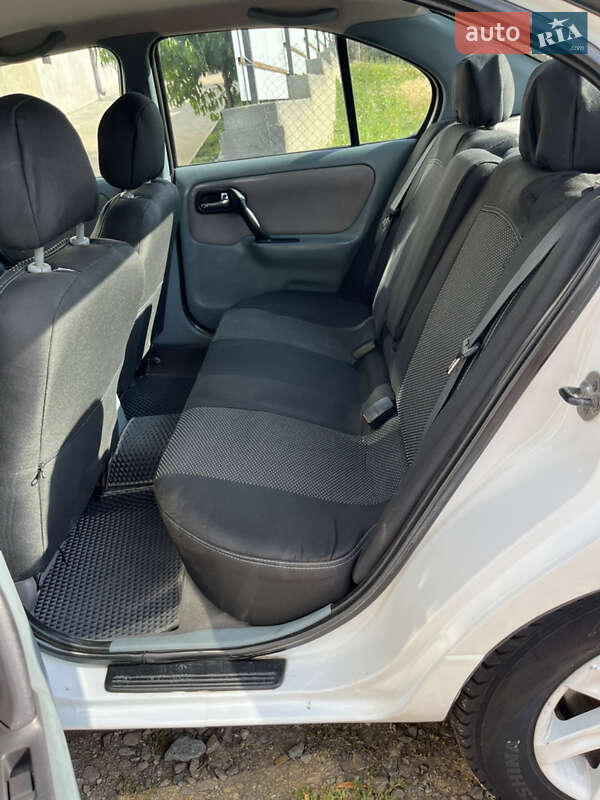 Седан Nissan Primera 2002 в Одесі