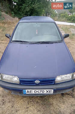 Хетчбек Nissan Primera 1990 в Кам'янському