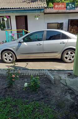 Седан Nissan Primera 2004 в Києві