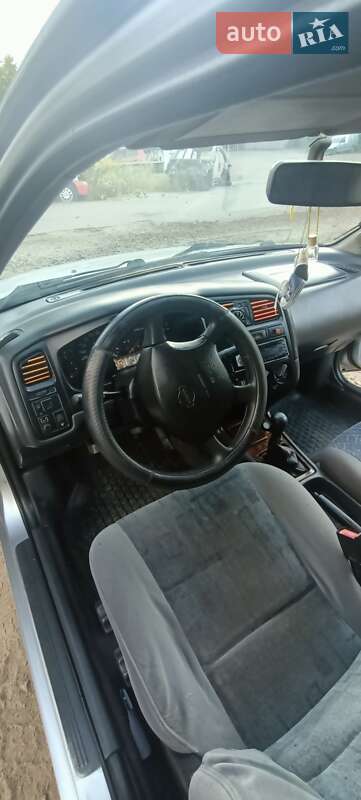 Седан Nissan Primera 1998 в Луцке фото 14 Седан Nissan Primera 1998 в Луцке