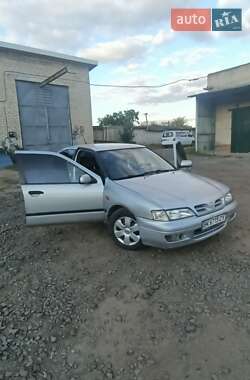 Седан Nissan Primera 1998 в Луцке