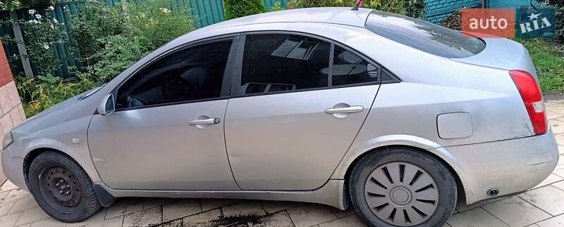 Nissan Primera 2003