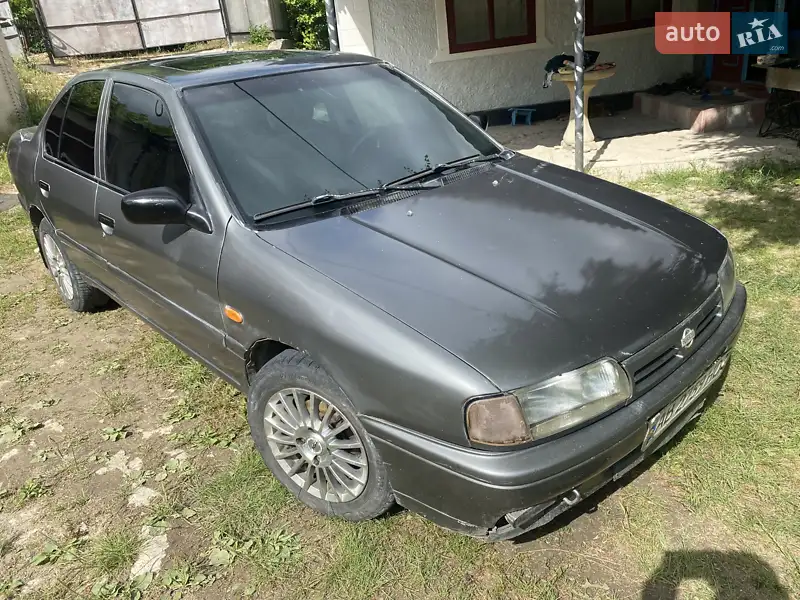 Nissan Primera 1993