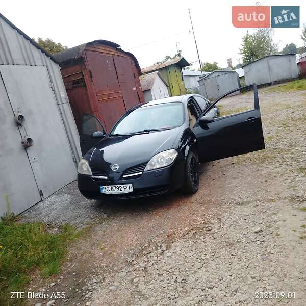 Седан Nissan Primera 2003 в Дрогобичі