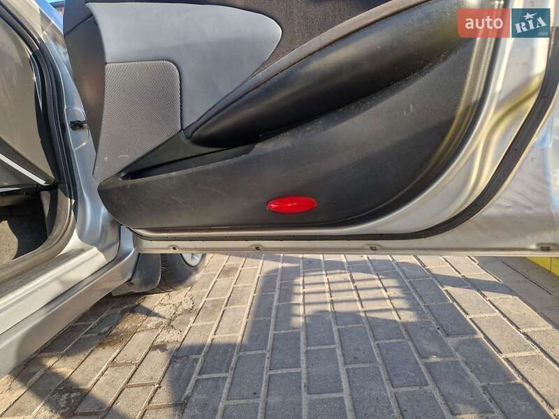 Универсал Nissan Primera 2004 в Ровно фото 13 Универсал Nissan Primera 2004 в Ровно