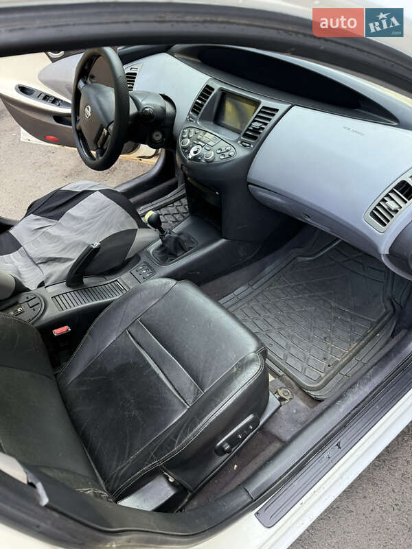 Седан Nissan Primera 2003 в Одесі