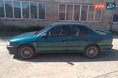 Седан Nissan Primera 1995 в 