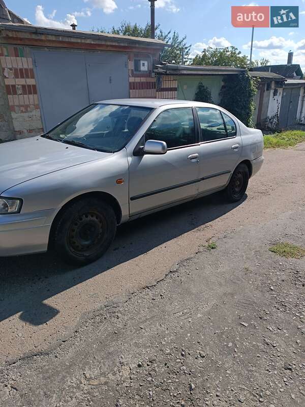 Седан Nissan Primera 1998 в Тернополе фото 3 Седан Nissan Primera 1998 в Тернополе