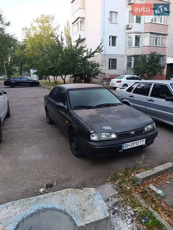 Nissan Primera 1993