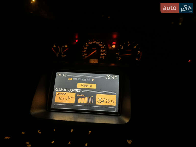 Лифтбек Nissan Primera 2002 в Киеве фото 4 Лифтбек Nissan Primera 2002 в Киеве