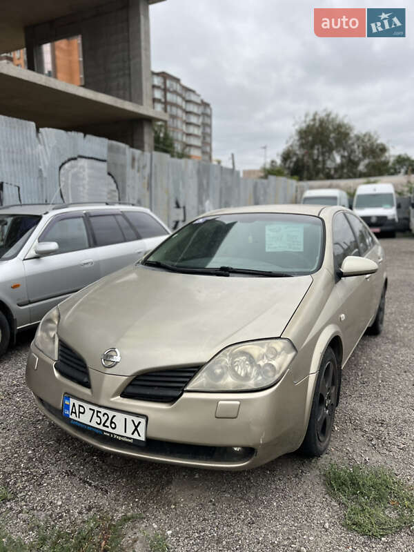 Nissan Primera 2004