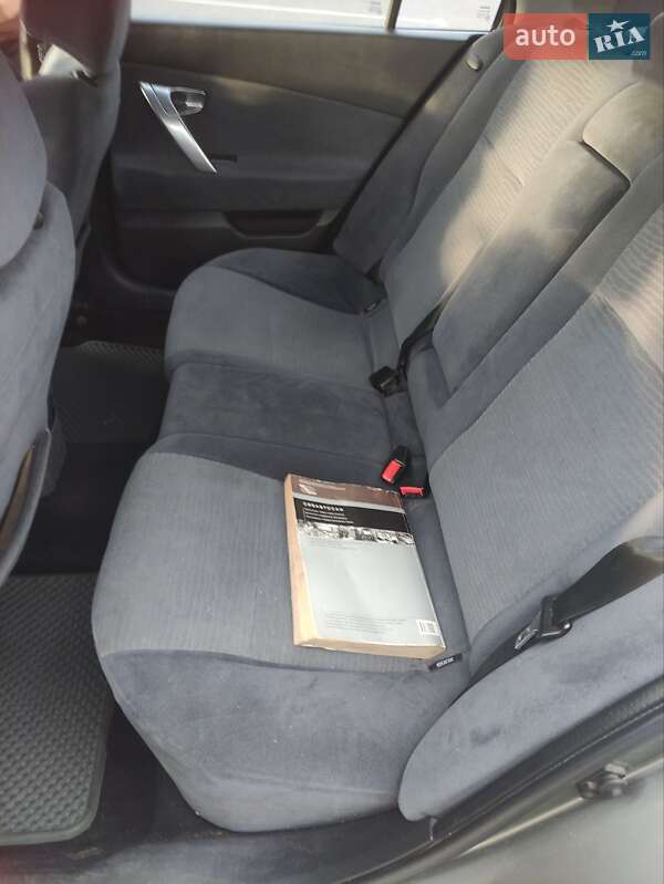 Седан Nissan Primera 2005 в Києві