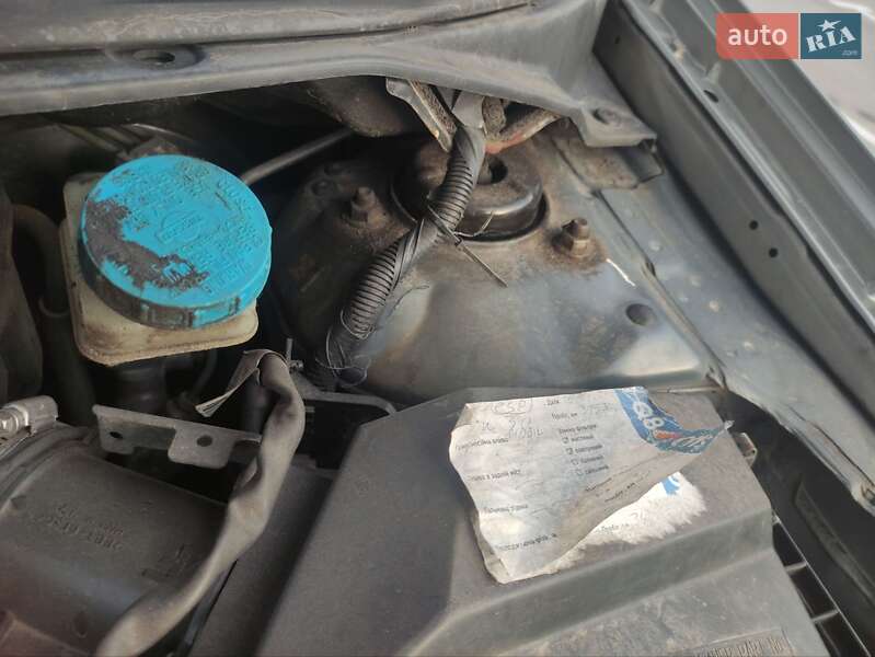 Седан Nissan Primera 2005 в Києві