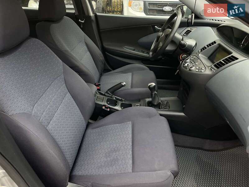 Универсал Nissan Primera 2004 в Днепре