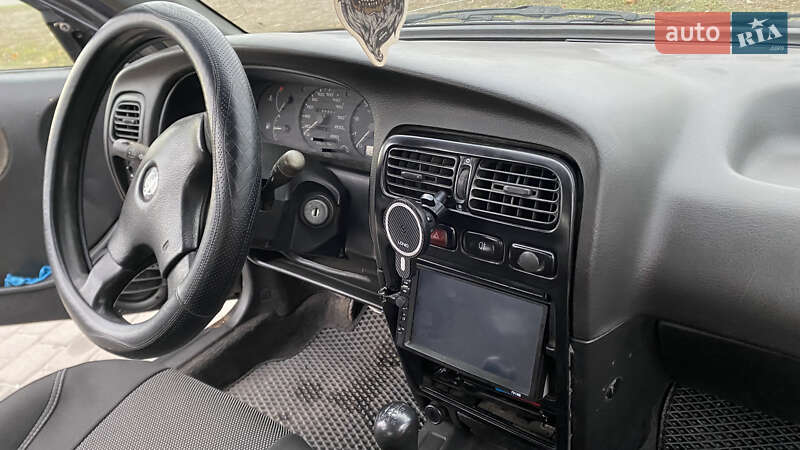 Седан Nissan Primera 1994 в Новомосковске фото 9 Седан Nissan Primera 1994 в Новомосковске