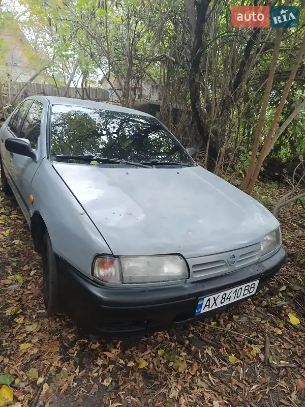 Nissan Primera 1992