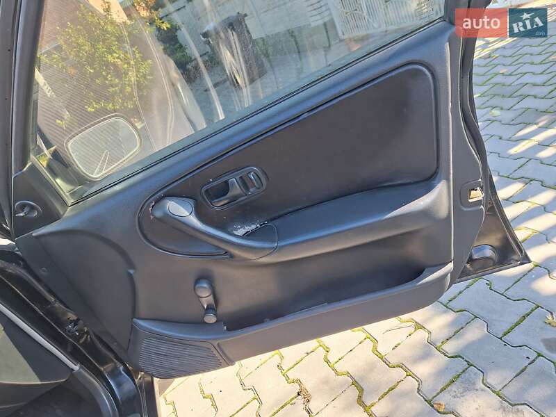 Седан Nissan Primera 1994 в Черновцах фото 19 Седан Nissan Primera 1994 в Черновцах