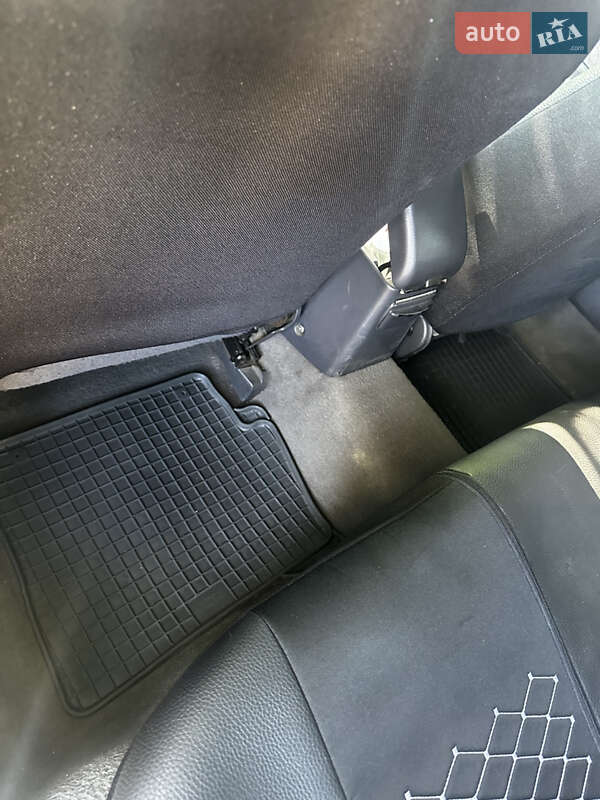 Седан Nissan Primera 1998 в Черноморске фото 16 Седан Nissan Primera 1998 в Черноморске