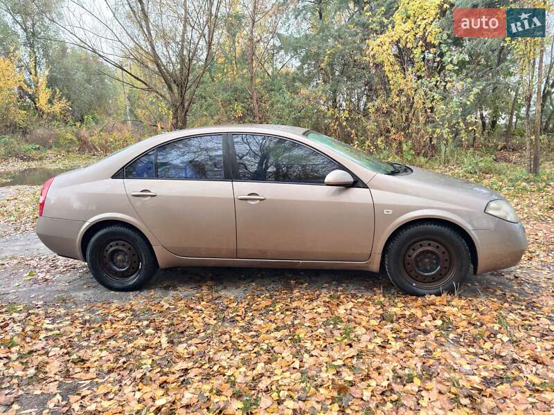 Седан Nissan Primera 2005 в Киеве