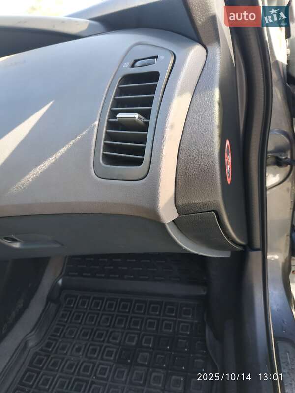 Седан Nissan Primera 2004 в Киеве фото 19 Седан Nissan Primera 2004 в Киеве