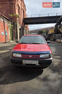 Хэтчбек Nissan Primera 1991 в Одессе