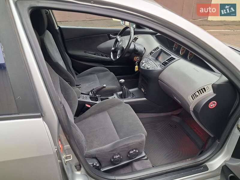 Седан Nissan Primera 2003 в Києві
