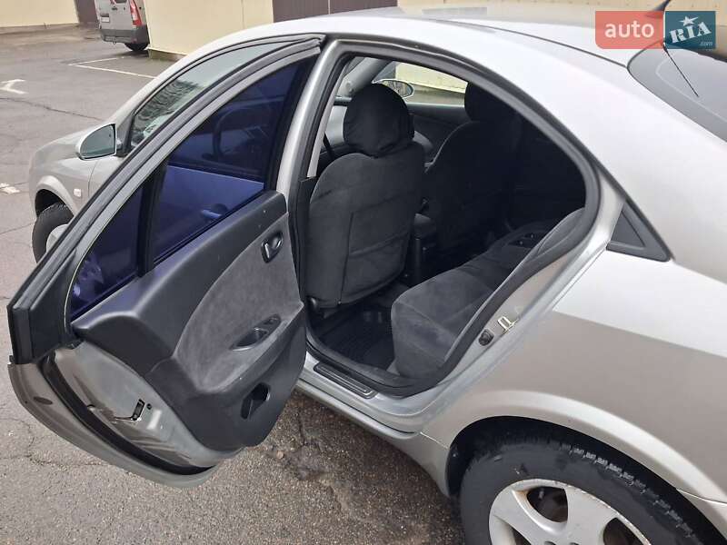 Седан Nissan Primera 2003 в Києві