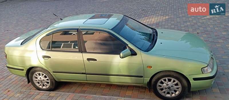 Седан Nissan Primera 1997 в Одесі