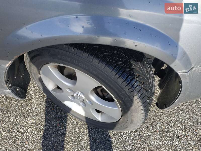 Седан Nissan Primera 2004 в Києві фото 31 Седан Nissan Primera 2004 в Києві