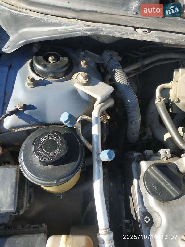 Седан Nissan Primera 2004 в Києві фото 68 Седан Nissan Primera 2004 в Києві