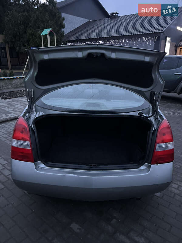 Седан Nissan Primera 2006 в Опошне