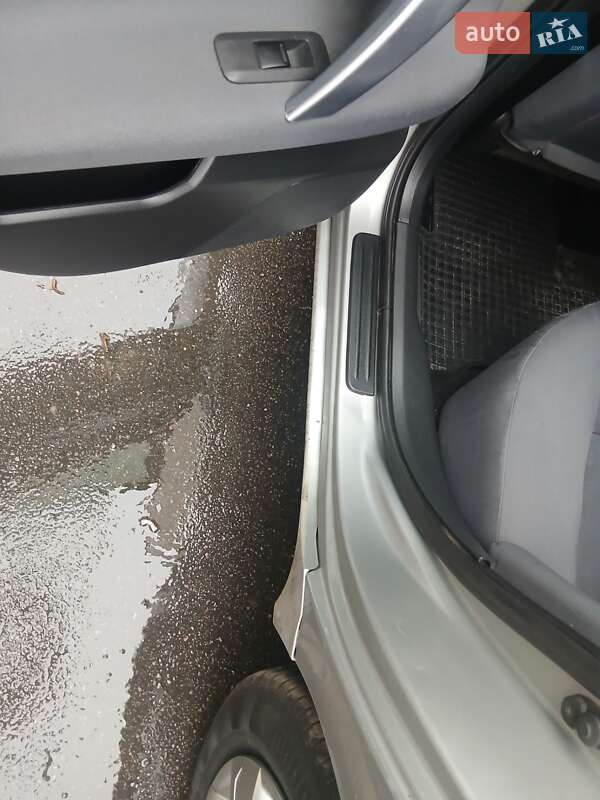 Универсал Nissan Primera 2005 в Виннице